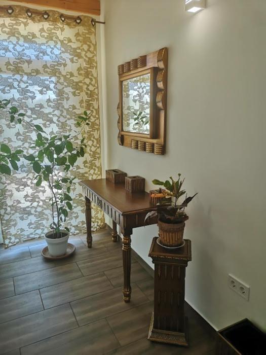 Tomajor Vendeghazak Apartment Tiszaeszlar Ngoại thất bức ảnh